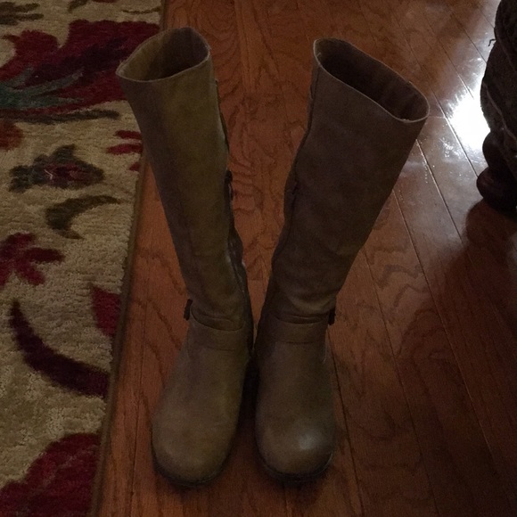 Taupe colored vegan boots!SOLD! - Picture 1 of 5